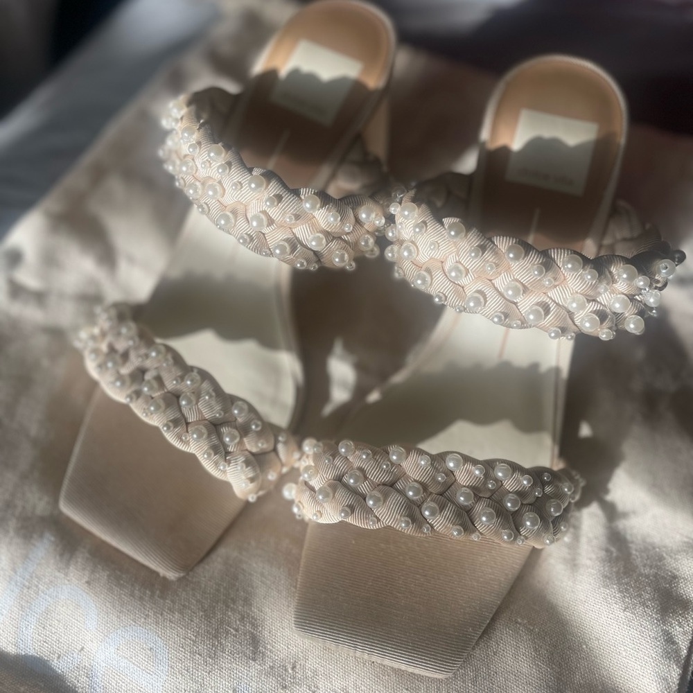 Pearl dolce vita heels